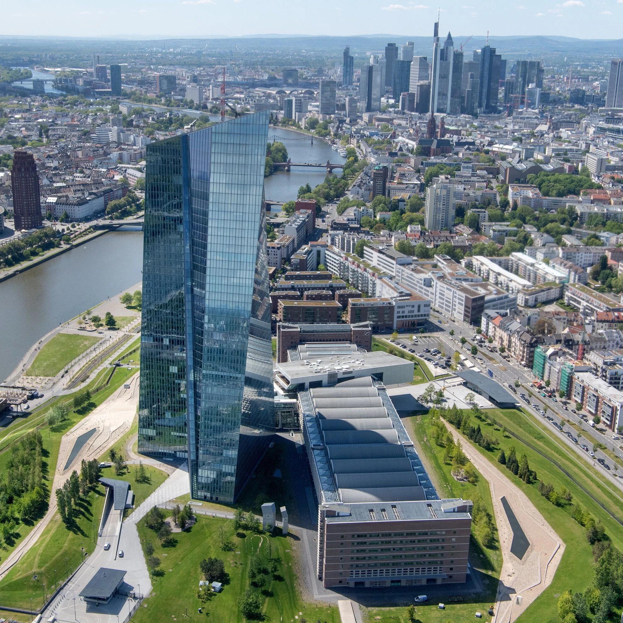 🚨 Global Finance Update: AI Rally Faces Reality as Central Banks, Oil Prices, and Earnings Take Center Stage