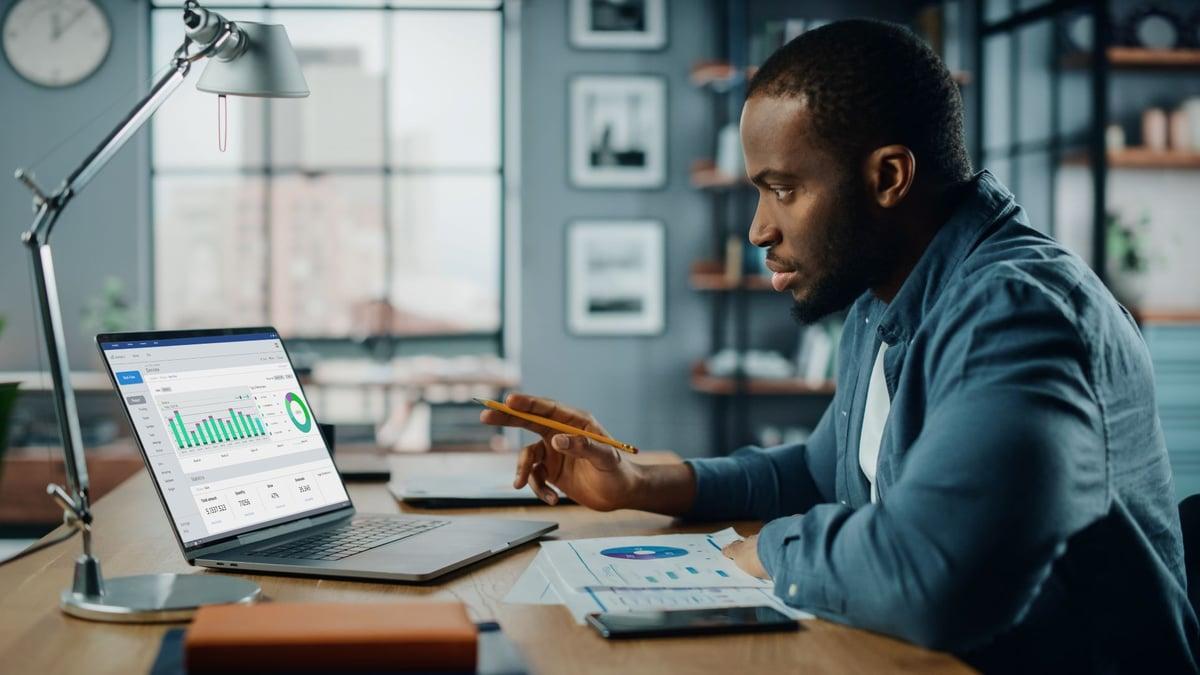 The New Rules of Money: 10 Financial Strategies That Can Help You Stay Ahead in an Uncertain Economy